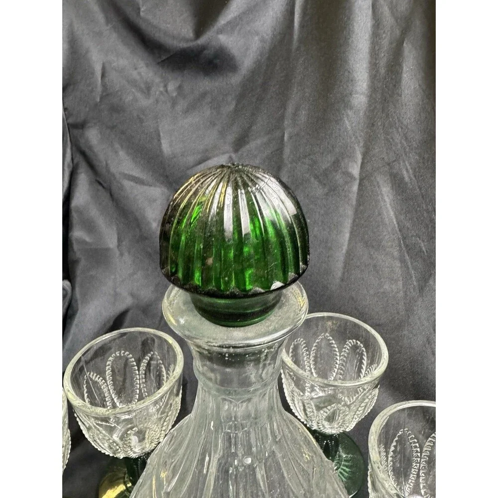 Unbranded vintage clear